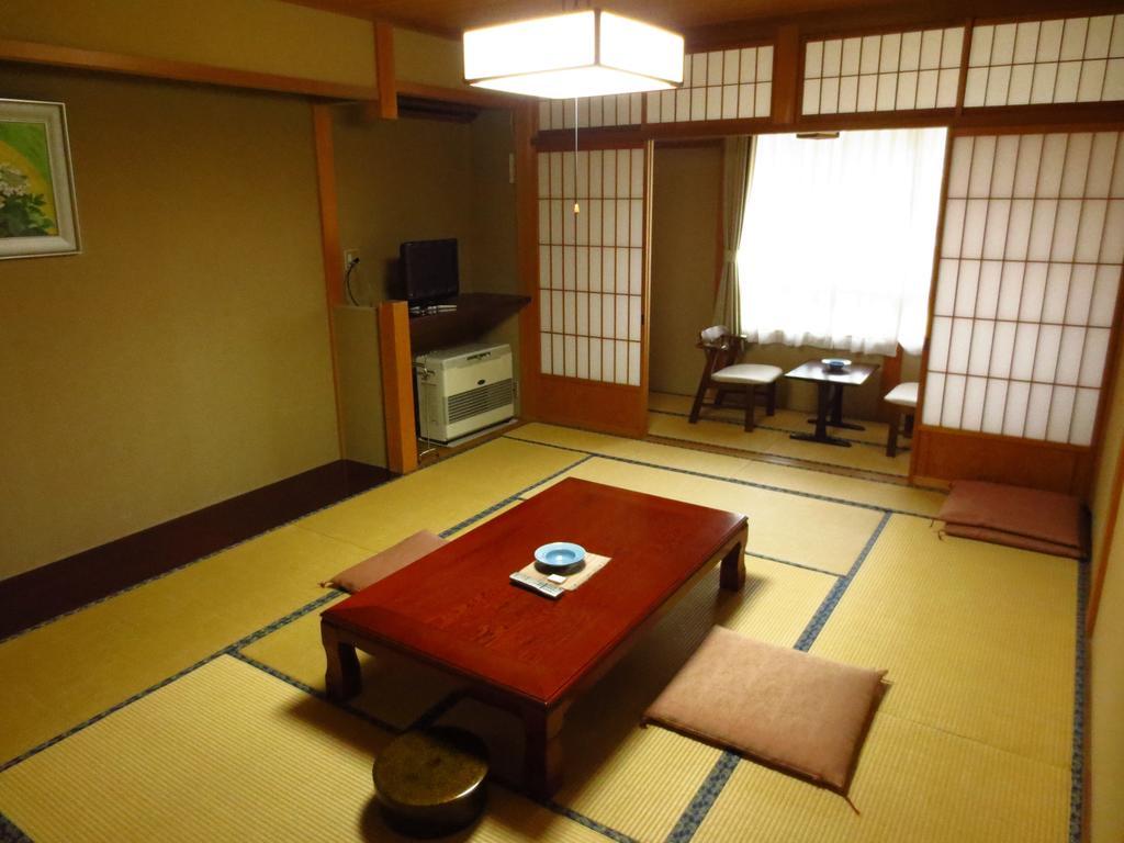 Shitanda Hotell Takayama  Rom bilde